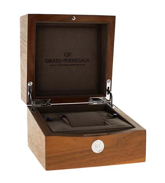 Girard Perregaux Laureato 81005-11-131-11A Image 5